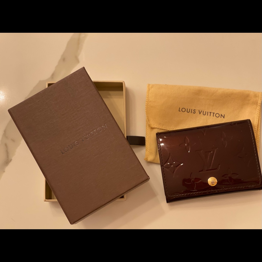 Amarante Monogram Vernis Card Holder/Wallet With Gold Hardware.
